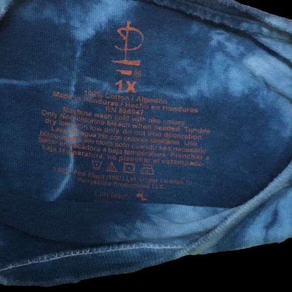 Pink Floyd The Dark Side of the Moon Cropped T-Shirt, Rainbow Triangle Graphic - Picture 10 of 10